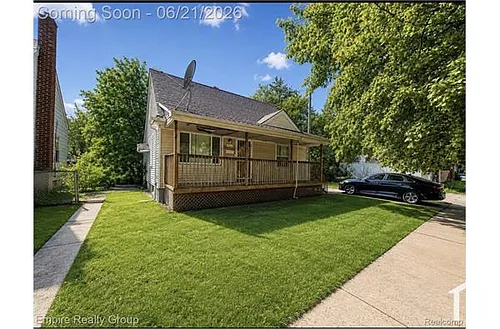 7815 Artesian St Photo 1