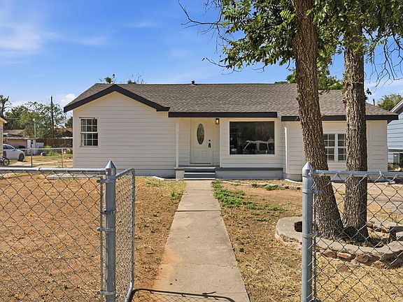 3rd image of 804 W 20th St