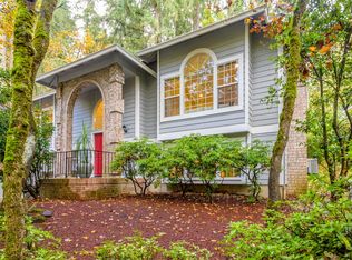 2906 Timberline Dr, Eugene, OR 97405