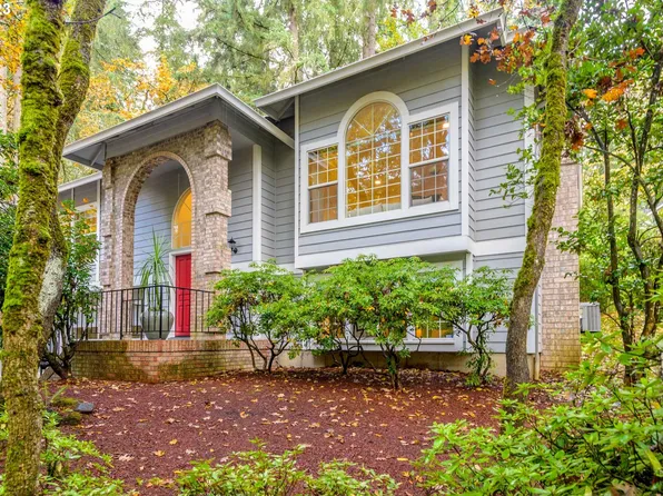 2906 Timberline Dr, Eugene, OR 97405