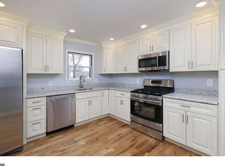 304 Ridge Ave, Blackwood, NJ 08012