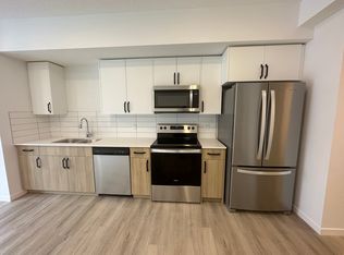 860 Secord Blvd NW #101, Edmonton, AB T5T7R9