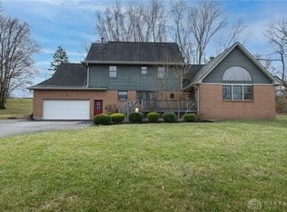 4285 Autumn Creek Dr, Springfield, OH 45504