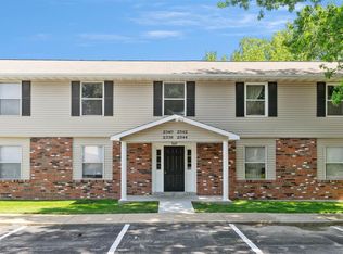 2340 Highland Hill Dr #F, Saint Peters, MO 63376