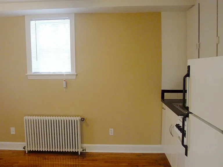 8401 Greenwood Ave — Photo 11