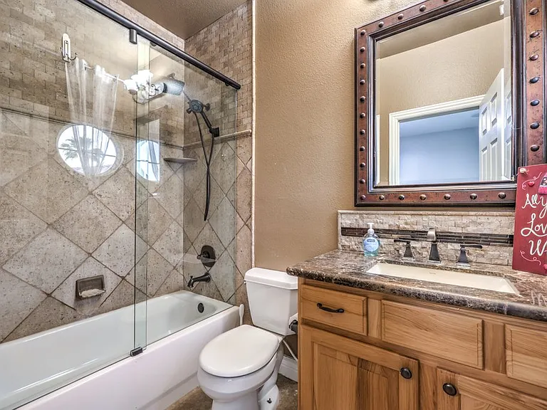 2849 Soaring Peak Ave — Photo 48