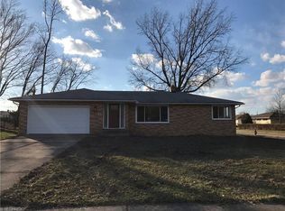 5970 Northview Dr, Seven Hills, OH