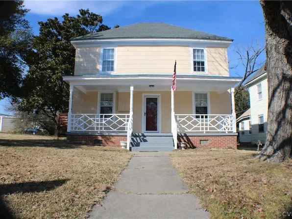 113 Church St, Kenbridge, VA 23944