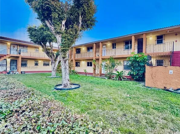 4050 NW 135th St #5-1, Opa Locka, FL 33054