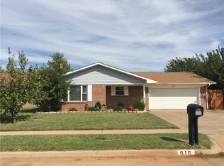 616 Windsor Dr, Altus, OK 73521