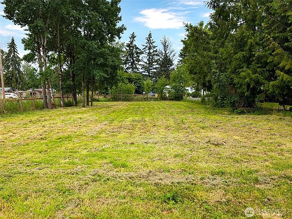 3rd image of 902 97th Street E