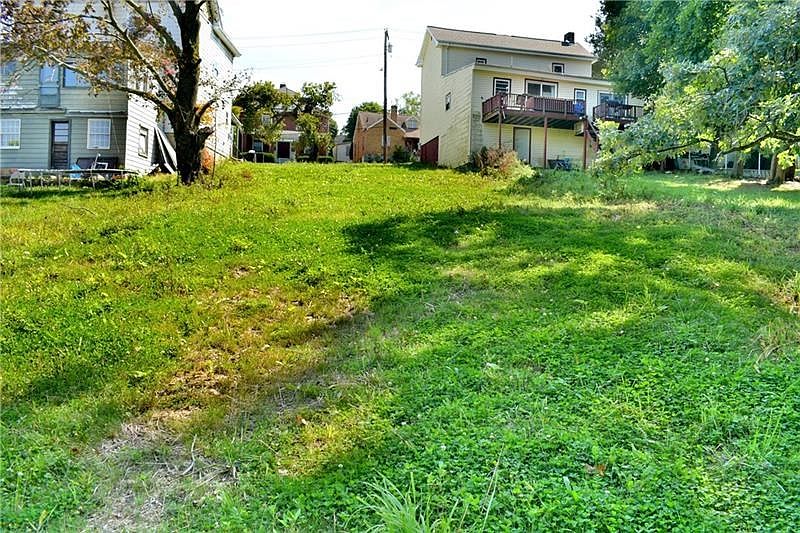 2nd image of 333 Locust Ave