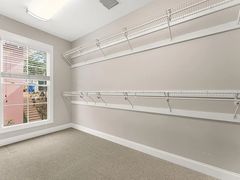 10204 Echoridge Dr — Photo 17