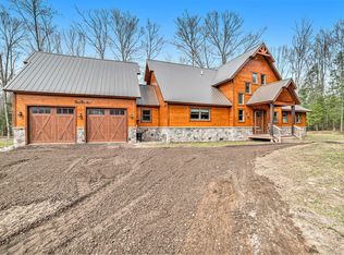 2040 W Hackleburg Rd, Indian River, MI 49749