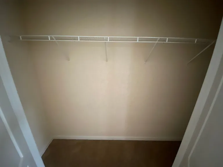 220 Bridgewater Way — Photo 5