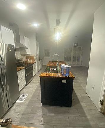 4th image of 404 Melba Ave