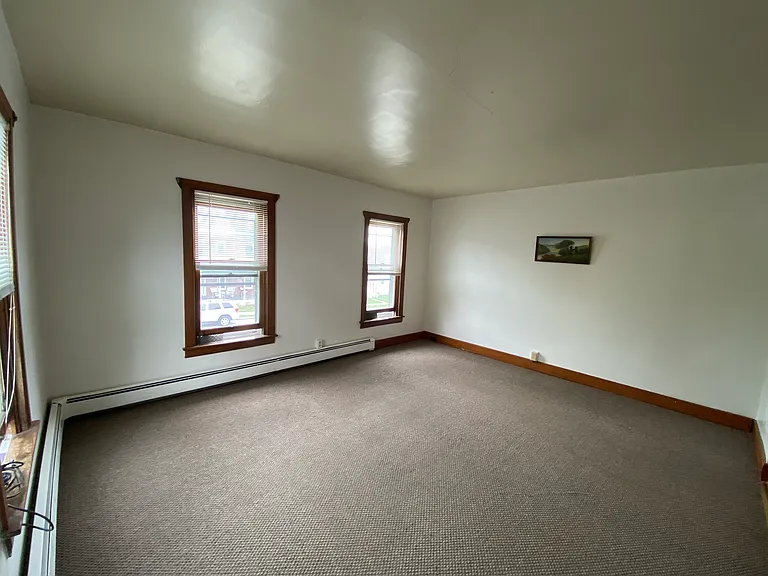 217 E Middle St #1 — Photo 6