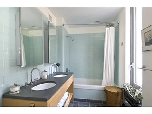 Rented by Corcoran | media 23