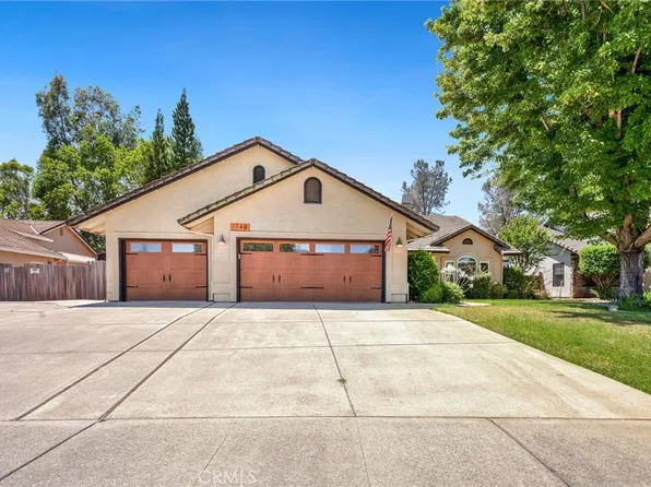1740 Vinson Dr, Redding, CA 96003