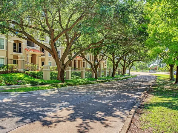 3231 Allen Pkwy APT 6102, Houston, TX 77019