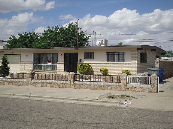 2nd image of 6021 Redstone Ln