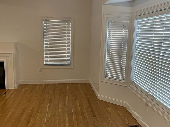 5th image of 6 Charles Ridge Rd Unit D