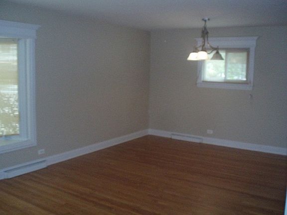 3rd image of 1705 W Euclid Ave
