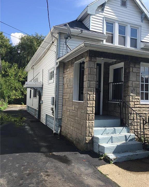 2nd image of 29 Copsewood Ave