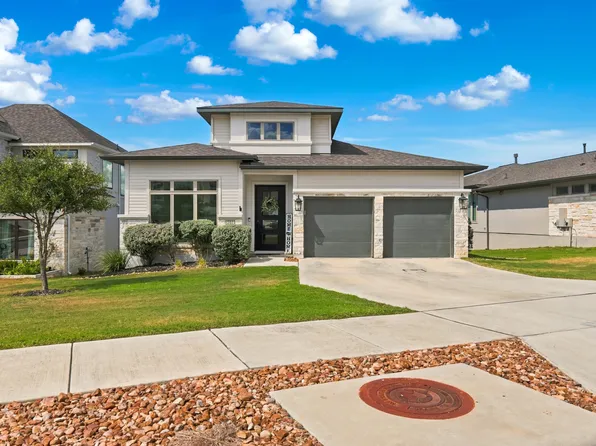 302 Navarro, Boerne, TX