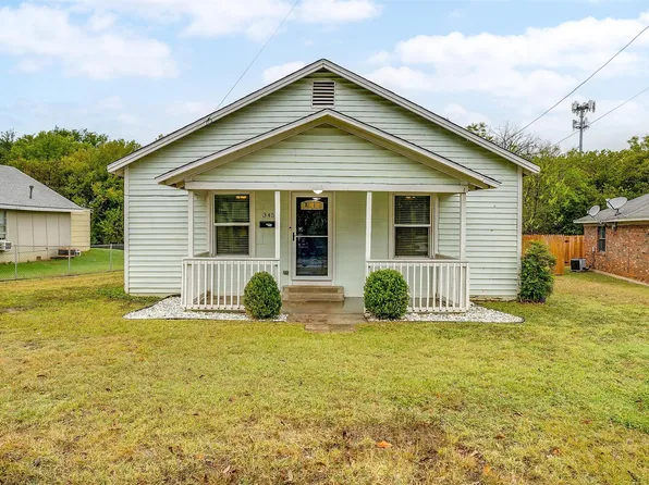 345 N Field St, Burleson, TX 76028