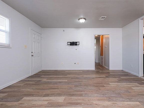 4th image of 4905 Mabelvale Pike