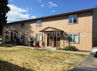 146 17th Ave APT 3, Longview, WA 98632