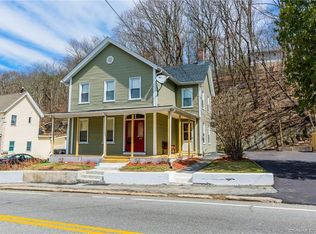 204 Laurel Hill Ave, Norwich, CT 06360