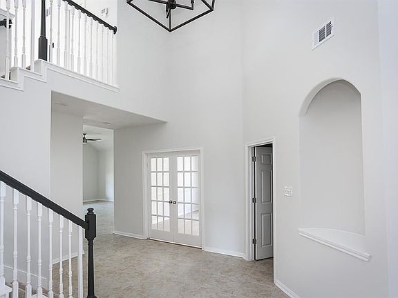 4th image of 14815 Orange Bloom Ct