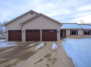603 Quie Ln, Northfield, MN 55057