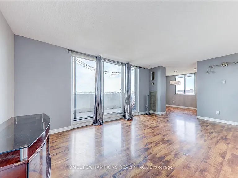 1900 Sheppard Ave E #2303 — Photo 9