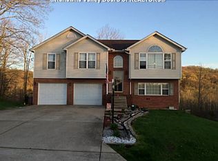 548 Fairview Dr, Saint Albans, WV 25177