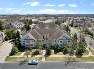 5639 Longford Ter APT 204, Fitchburg, WI 53711