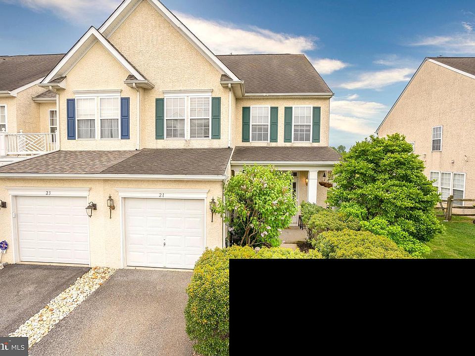 1st image of 21 W Sarazen Dr