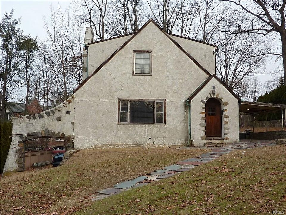 1st image of 3 Tudor La