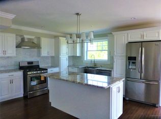 81 Pepperrell Rd, Kittery Point, ME 03905