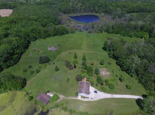 373 E Elm Valley Rd, Buchanan, MI 49107