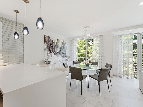 3rd image of 700 NE 14th Avenue #312