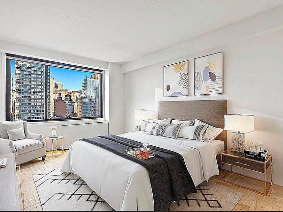 5th image of 401 E 84th St #17E
