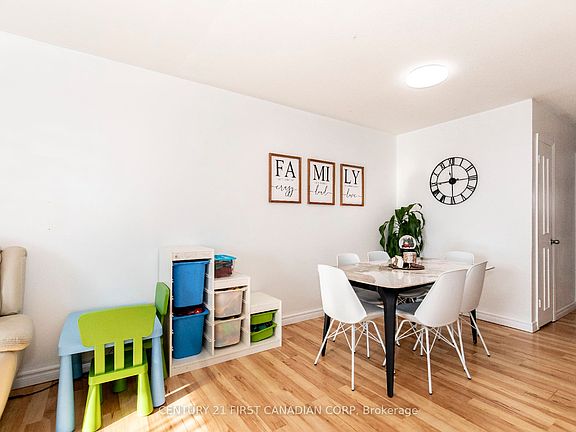 5th image of 12 Noel Ave