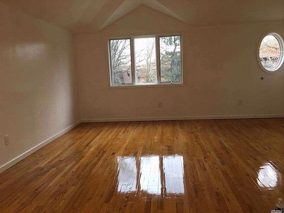 2nd image of 6118 231st St