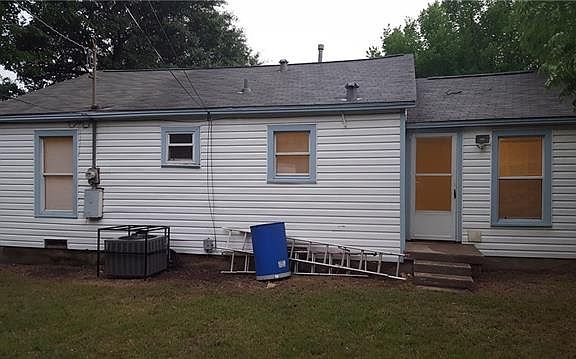 5th image of 3112 Dogwood Park Dr