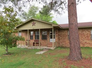 326 Estelle Dr, Rockdale, TX 76567