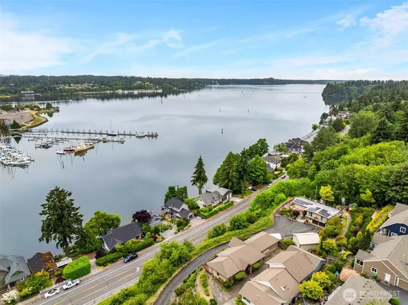 812 San Francisco Avenue NE, Olympia, WA 98506