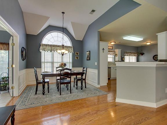 5th image of 6521 Westfall Dr
